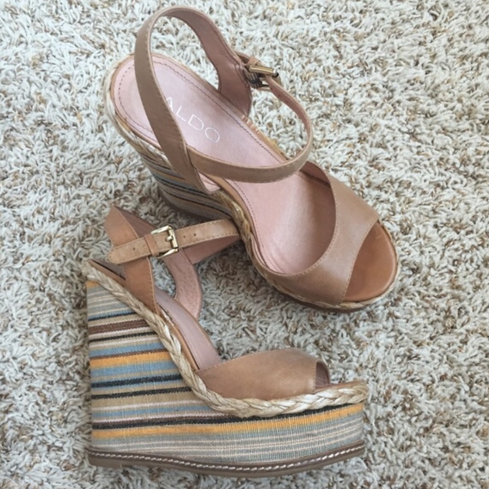 Aldo nude wedges